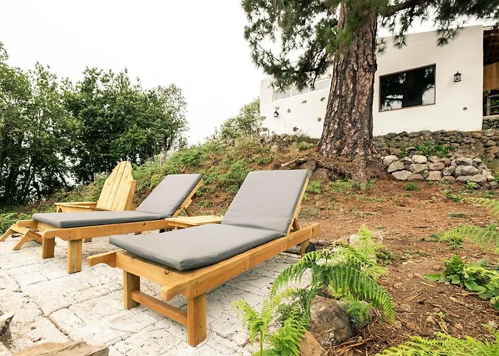 Villa El Pino Centenario 8 *